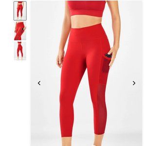 On-The-Go High-Waisted Capri